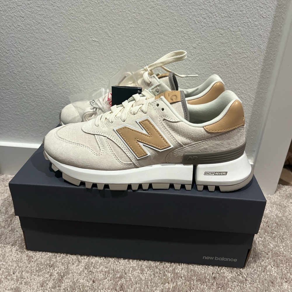 New Balance- Kith collab Men's Beige and Cream Sneakers